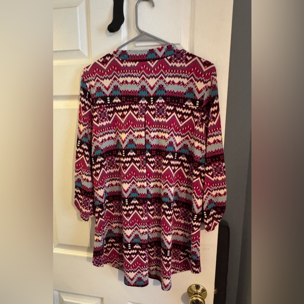 Honeyme Multicolor Patterned Top - Picture 5 of 5